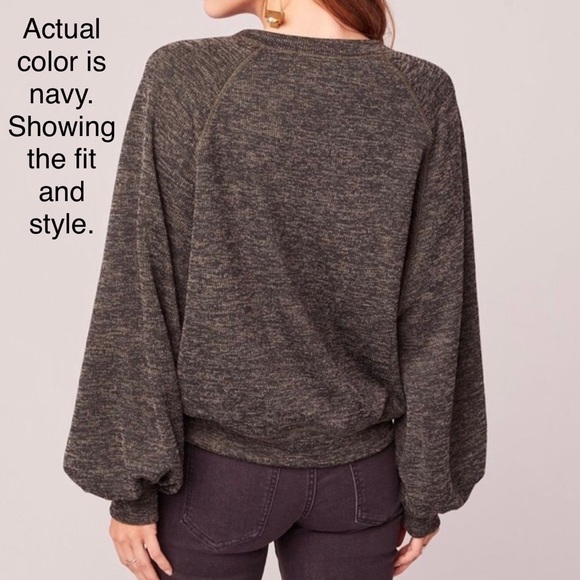 Band of Gypsies Kelley Heathered V-Neck Sweater - Picture 5 of 9